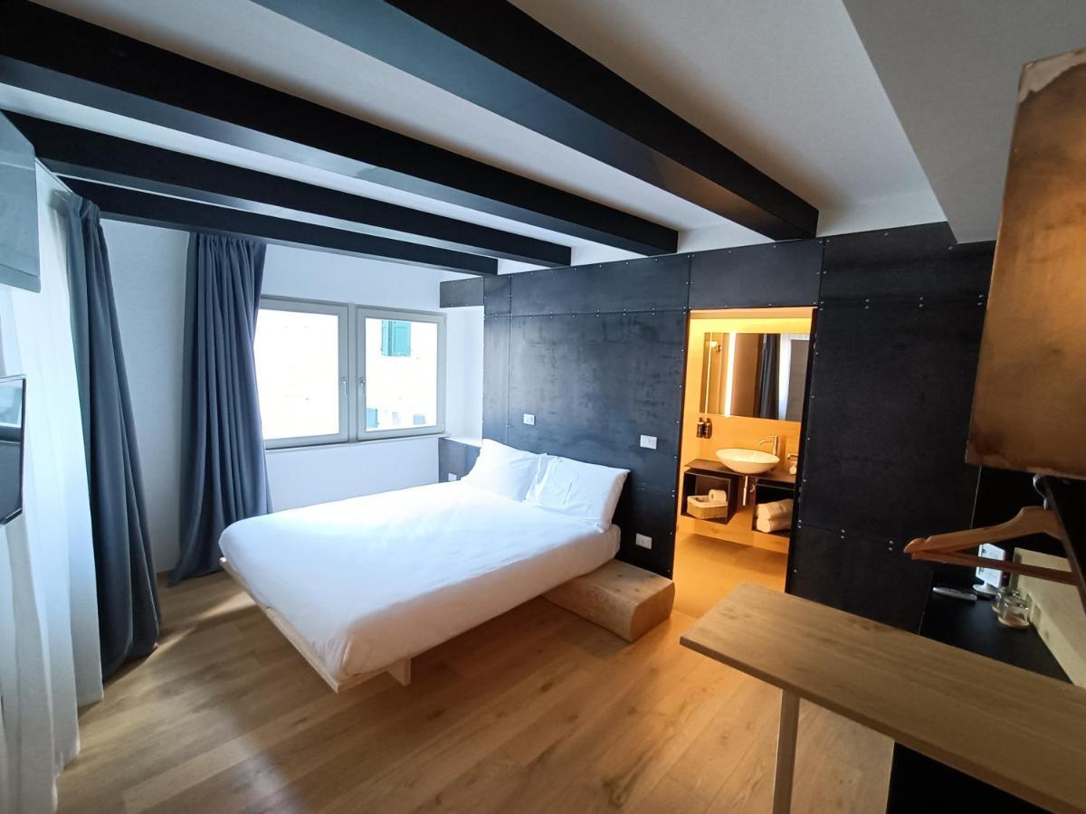 Le Meridiane City Rooms In Тренто Экстерьер фото