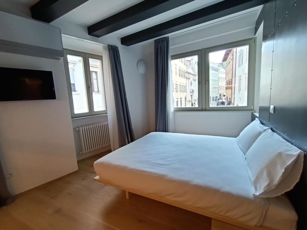 Le Meridiane City Rooms In Тренто Экстерьер фото