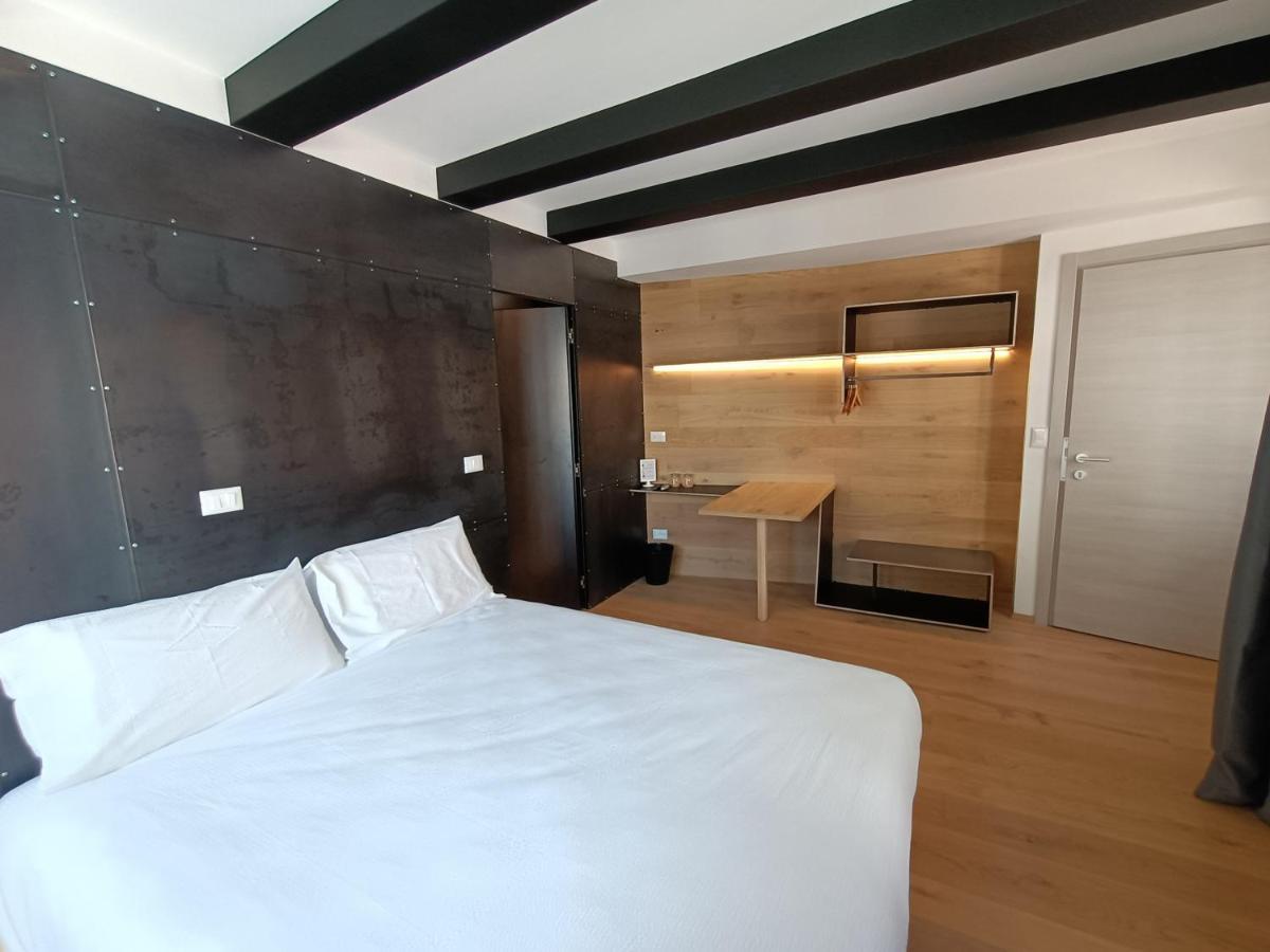 Le Meridiane City Rooms In Тренто Экстерьер фото